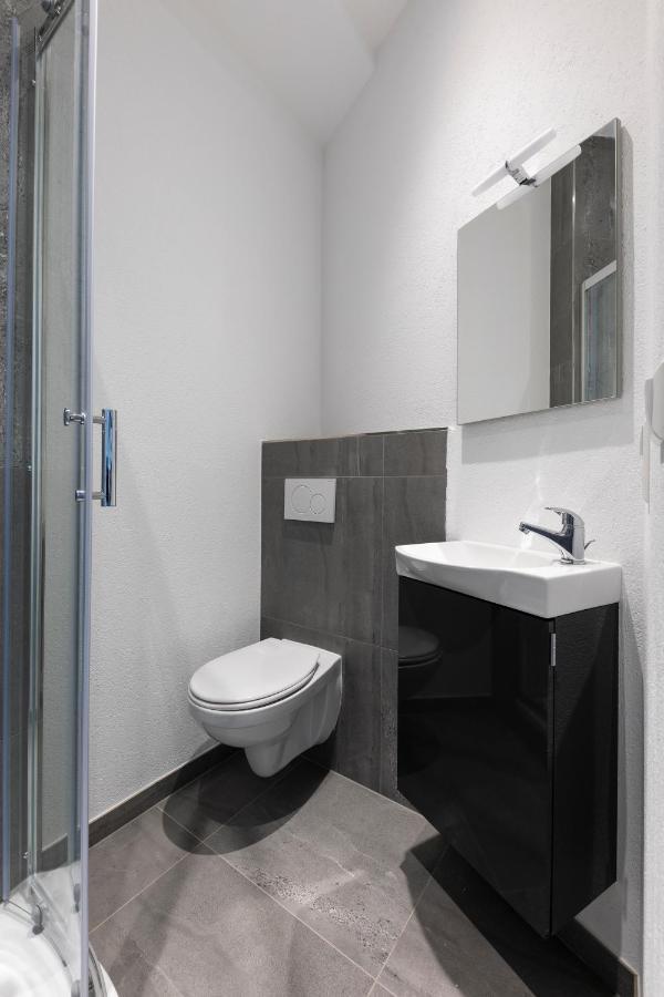 Iqs Rooms - Chambre Double Avec Salle De Bain Λουξεμβούργο Εξωτερικό φωτογραφία
